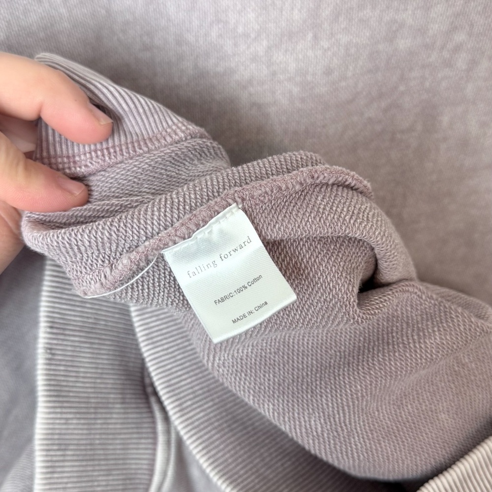 Falling Forward Free People Size Large Lavender Crewneck Sweater (A) - Picture 4 of 5